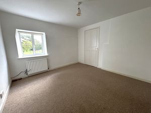 Bedroom- click for photo gallery